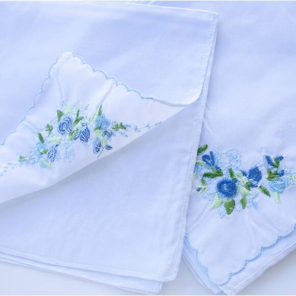 Vintage Floral Cotton Embroidered Ladies Handkerchiefs Pack - Picture 7 of 7